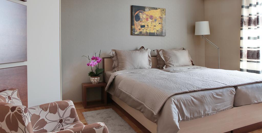 Garni Hotel Tema Nova ชาชาค ภายนอก รูปภาพ