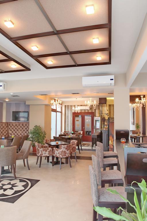 Garni Hotel Tema Nova ชาชาค ภายนอก รูปภาพ