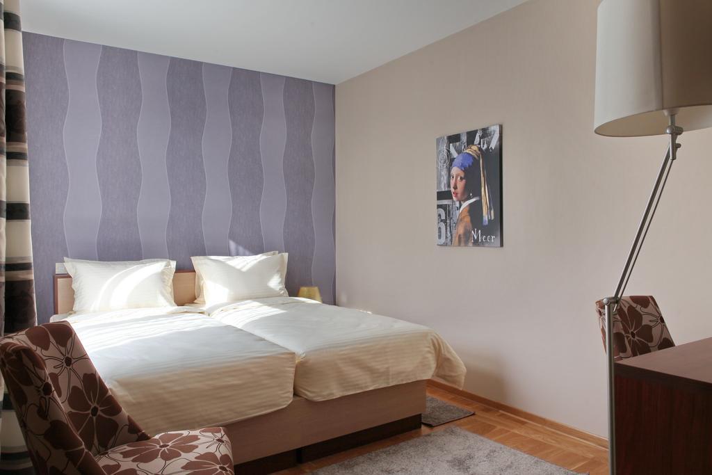 Garni Hotel Tema Nova ชาชาค ห้อง รูปภาพ