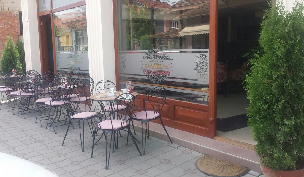 Garni Hotel Tema Nova ชาชาค ภายนอก รูปภาพ